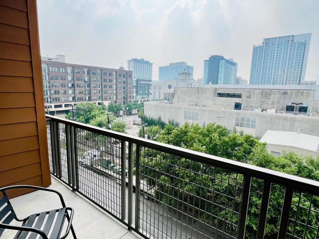Downtown Apt Free Parking - Pool - Gym - Fully Kitchen Houston Eksteriør bilde