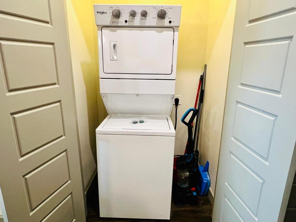Downtown Apt Free Parking - Pool - Gym - Fully Kitchen Houston Eksteriør bilde